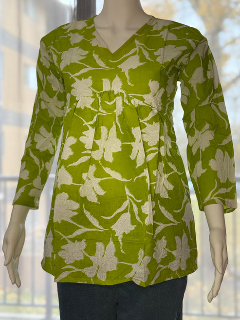 The Zahra Tunic Green Fits S-L