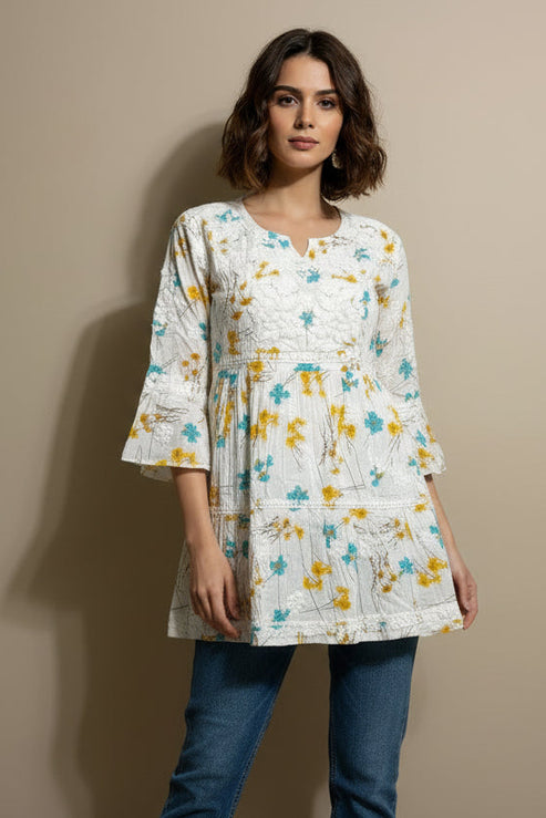 White Short dress with floral pattern