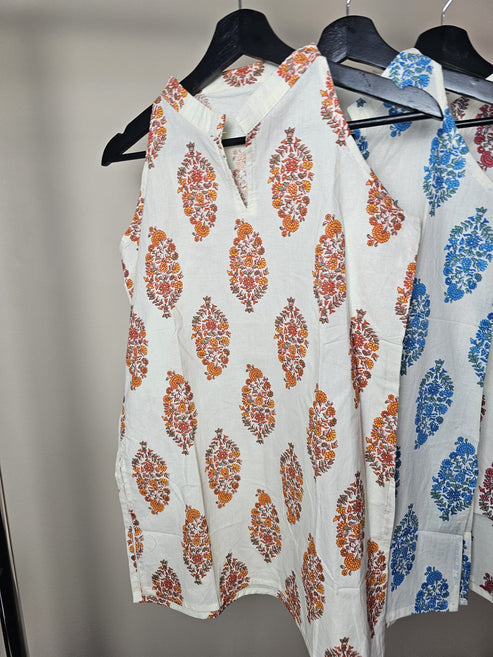 Aarvi Sleeveless Kurti