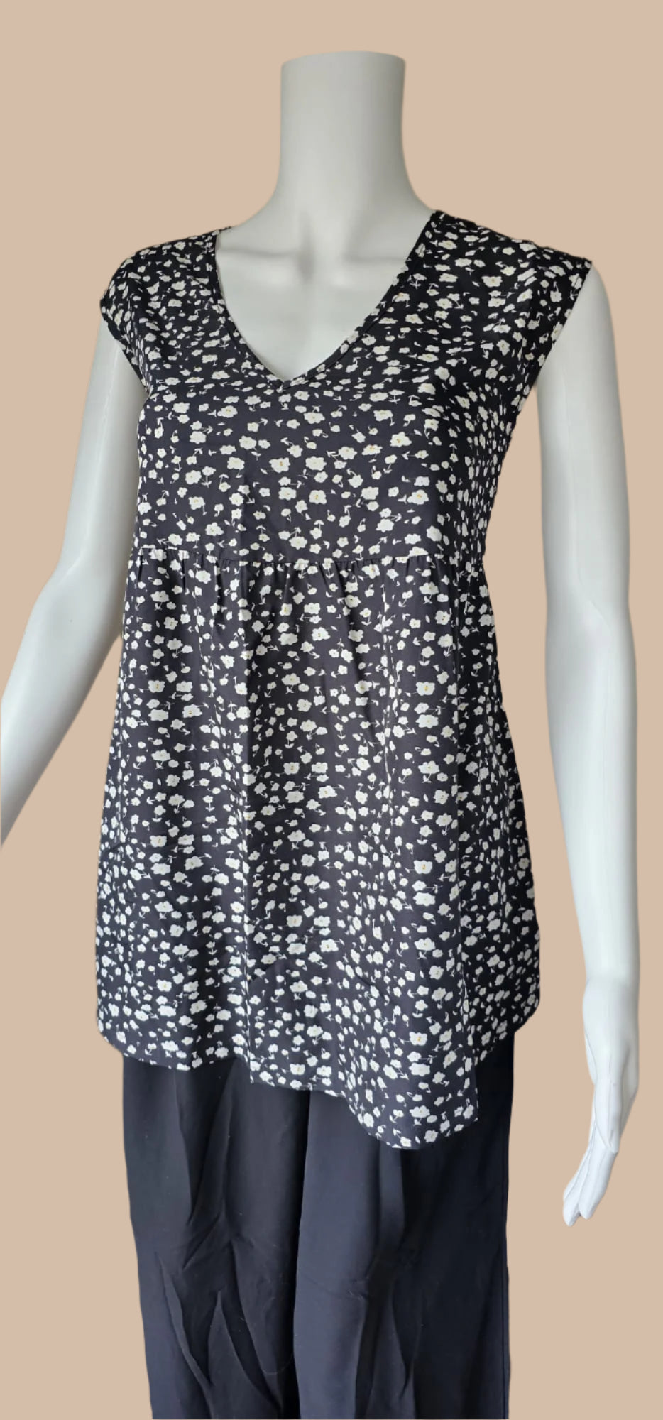 Black Floral Sleeveless Tunic