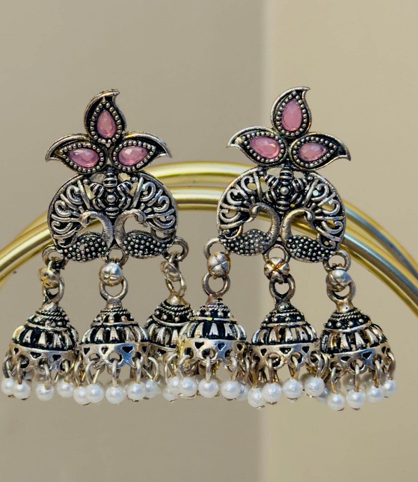 Gulabi Mor Jhumkas