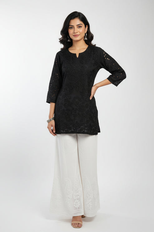 Muslin Short Chikankari Kurti