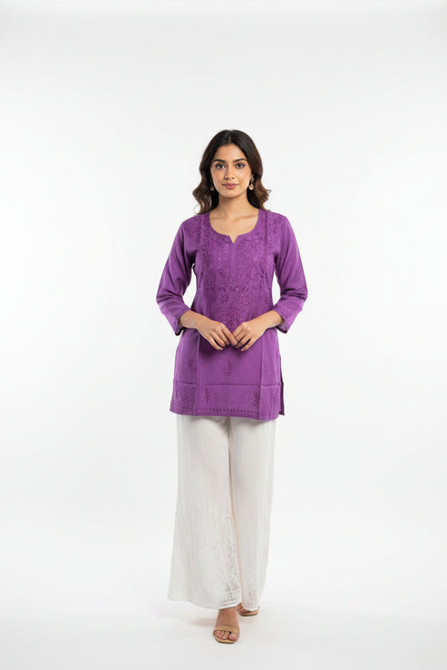 Muslin Short Chikankari Kurti