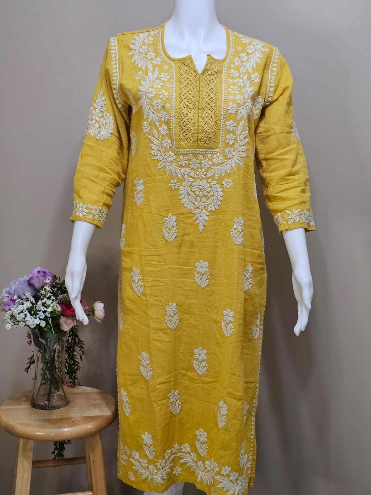 Tunique Chikankari en jute