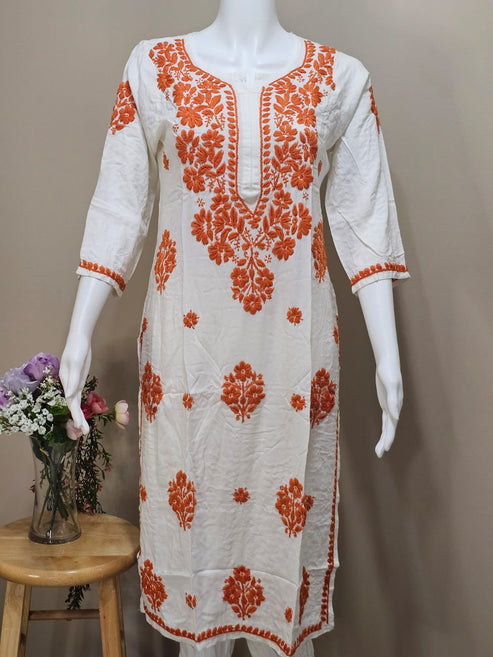 Tunique Chikankari longue en rayonne à col en V